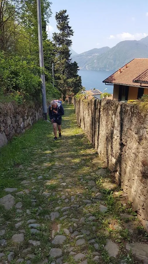アパート La Perla Del Centro Lago Di Como ペルレード